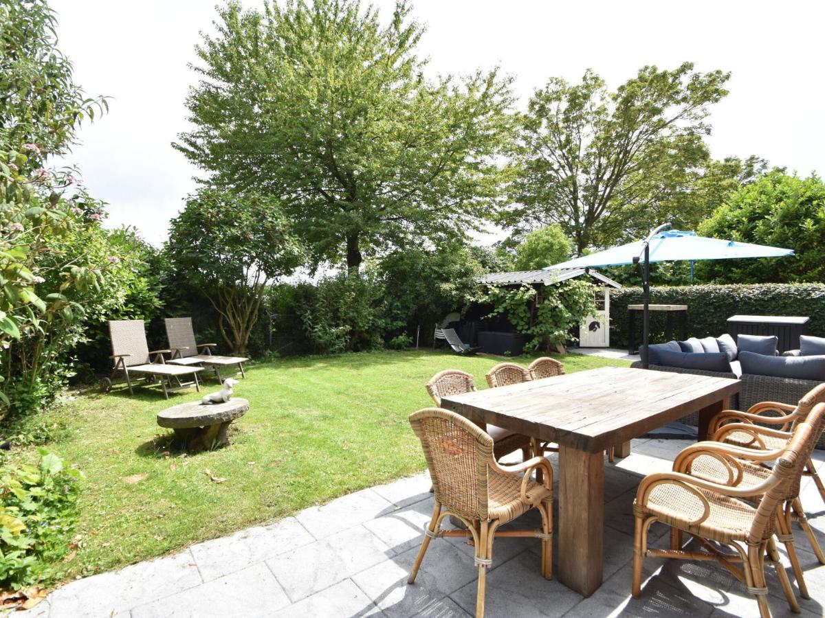 Holiday Home In Zeeland With Wide Views 布勒伊尼瑟 外观 照片