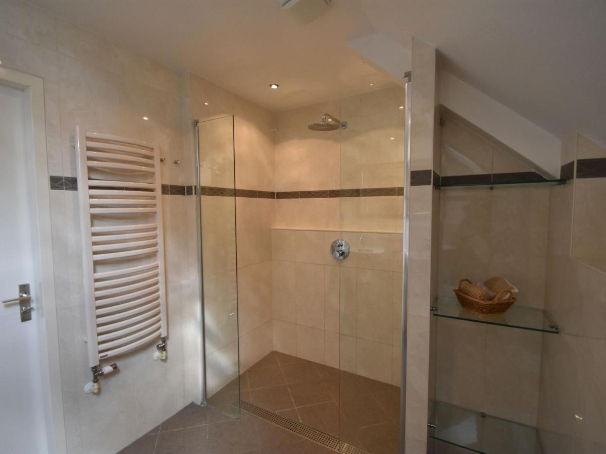 Holiday Home In Zeeland With Wide Views 布勒伊尼瑟 外观 照片