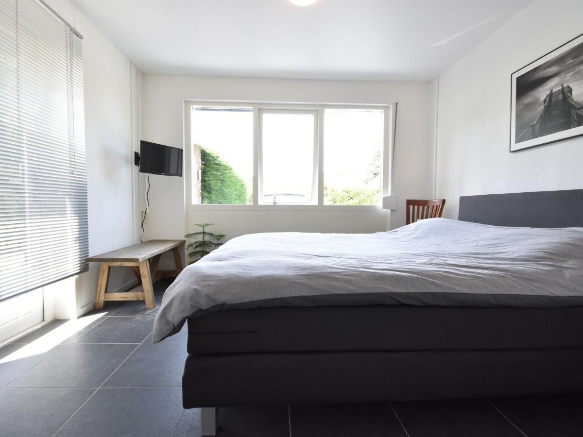 Holiday Home In Zeeland With Wide Views 布勒伊尼瑟 外观 照片