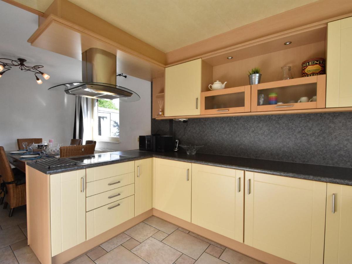 Holiday Home In Zeeland With Wide Views 布勒伊尼瑟 外观 照片